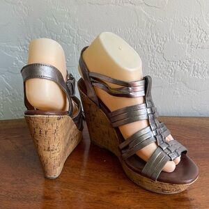 Massimo Supply Co. 2 Tones Wedge Sandal Size: 8